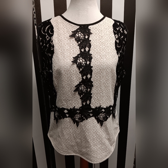 ANTONIO MELANI Tops - Antonio Milani lace top